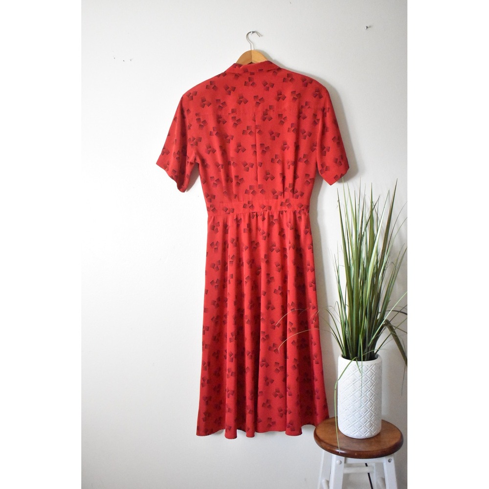 Liz Claiborne Shirt Dress Womens 12 Red 80s Shoulder Pad Geometric Midi 241 - Picture 8 of 10